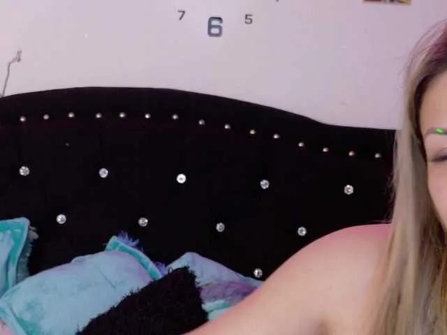 _sofia_adam_ – webcam model profile photo Image 9
