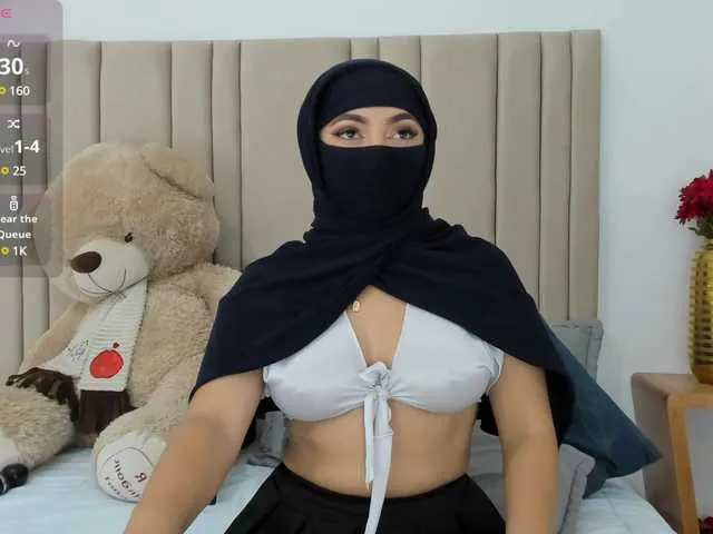 izadii Image 10