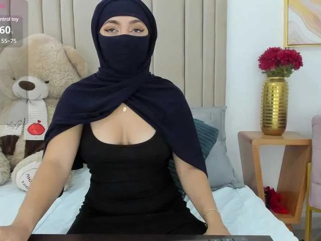 izadii Image 11