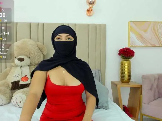 izadii Image 12