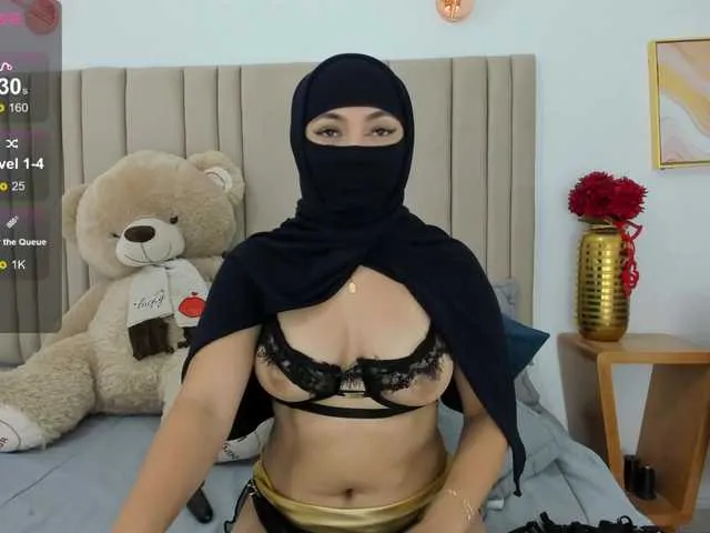 izadii Image 4