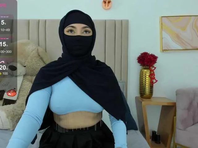 izadii Image 5