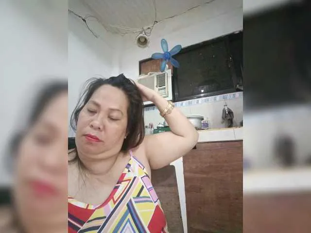 Anallovess – webcam model profile photo Image 5