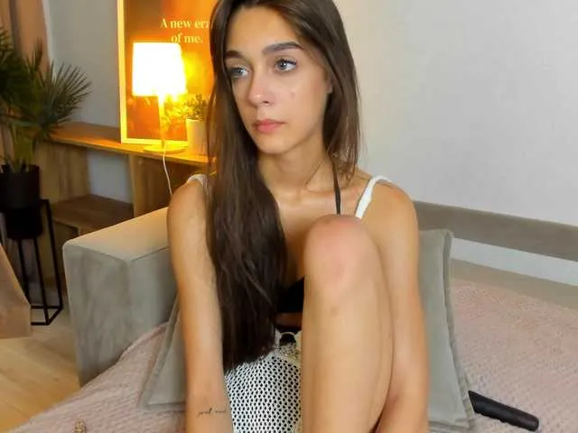 malucam_06 – webcam model profile photo Image 9