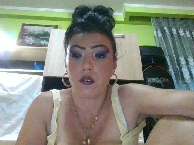 Milana555550 – webcam model profile photo Image 9