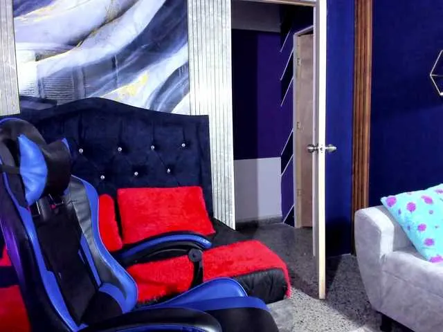 trixie_taylor – webcam model profile photo Image 15