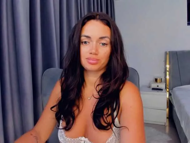 scop_ofilia – webcam model profile photo Image 5