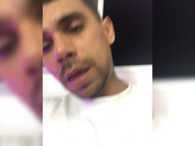 hornycouple21x – webcam model profile photo Image 10