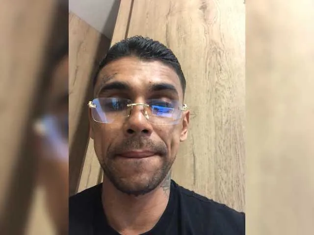 hornycouple21x – webcam model profile photo Image 11