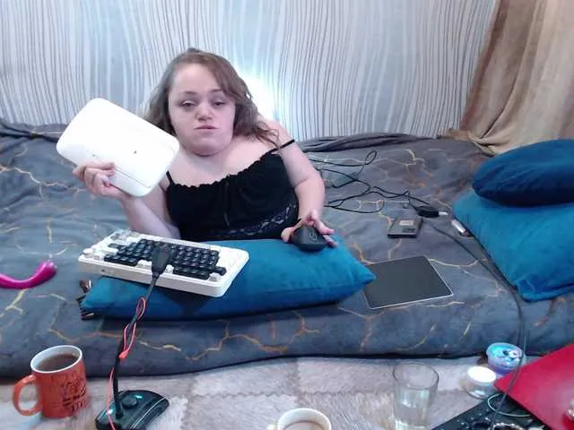 Julia-79 Image 3