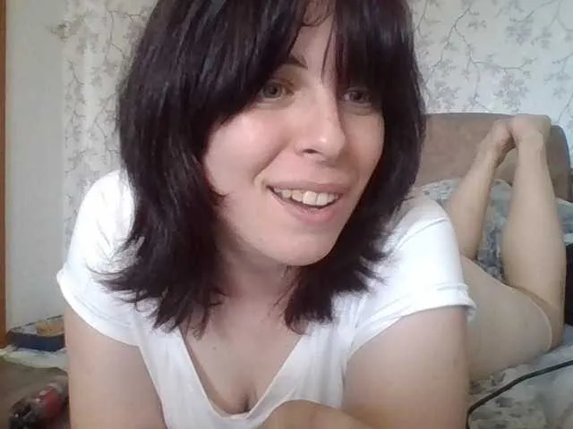 julia357743 Image 3
