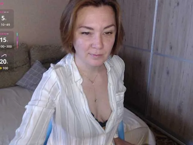 glossybabe_ – webcam model profile photo Image 18