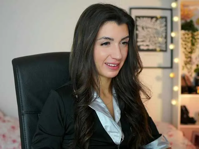 shayna_cute – webcam model profile photo Image 1