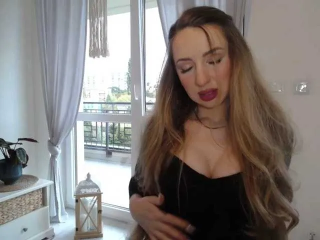corni__ – webcam model profile photo Image 15