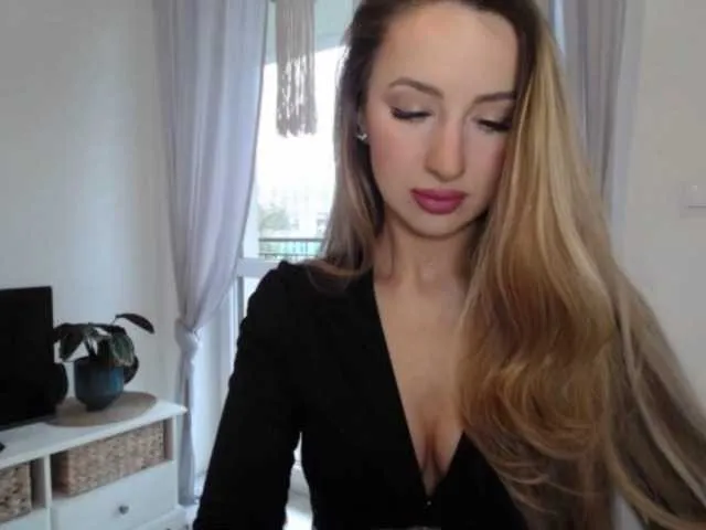 corni__ – webcam model profile photo Image 16