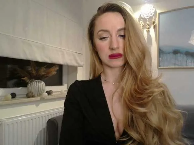 corni__ – webcam model profile photo Image 6
