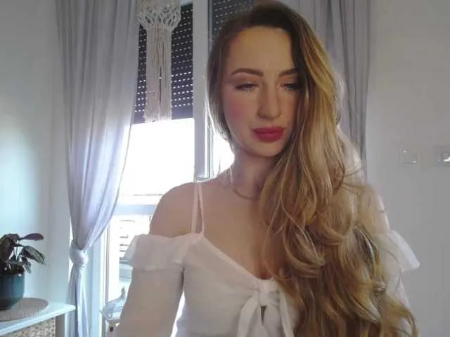 corni__ – webcam model profile photo Image 7