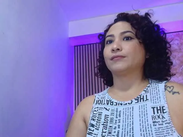 aberachmackay – webcam model profile photo Image 2