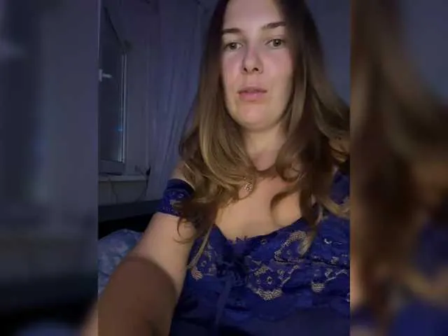 kikiolovely – webcam model profile photo Image 10