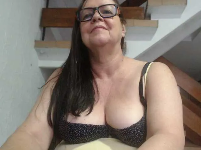 thenigthpassion – webcam model profile photo Image 15