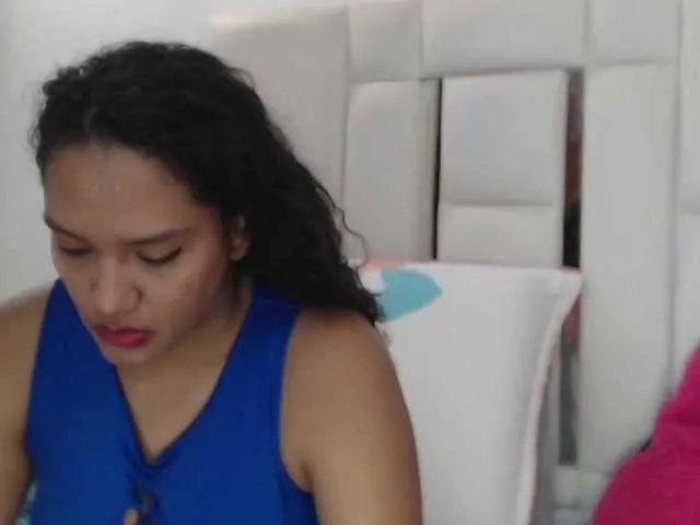 NatashaRouge – webcam model profile photo Image 2