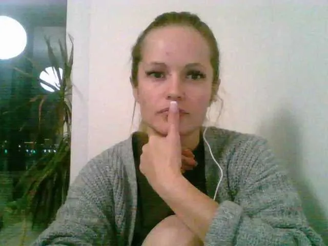 hot_choco2 – webcam model profile photo Image 4