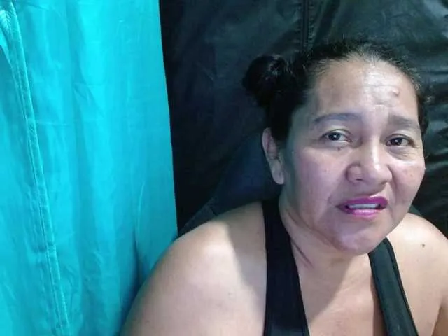 HannahIsabelle – webcam model profile photo Image 6