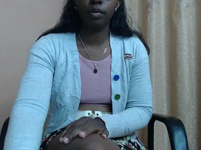Tvoyasamka77 – webcam model profile photo Image 7