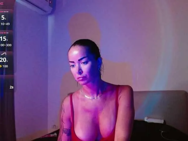 adelinecarter – webcam model profile photo Image 14