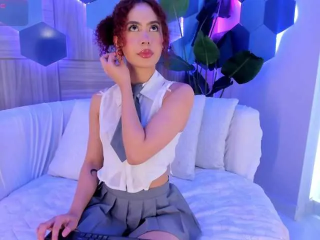 ELENA-XXX free chat on liveonude Image 12