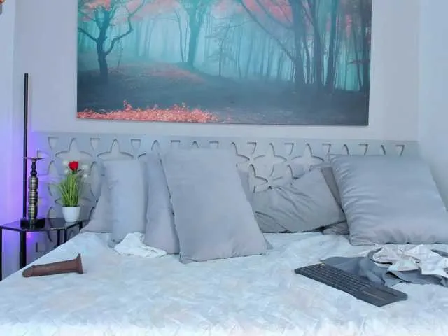 ELENA-XXX free chat on liveonude Image 5