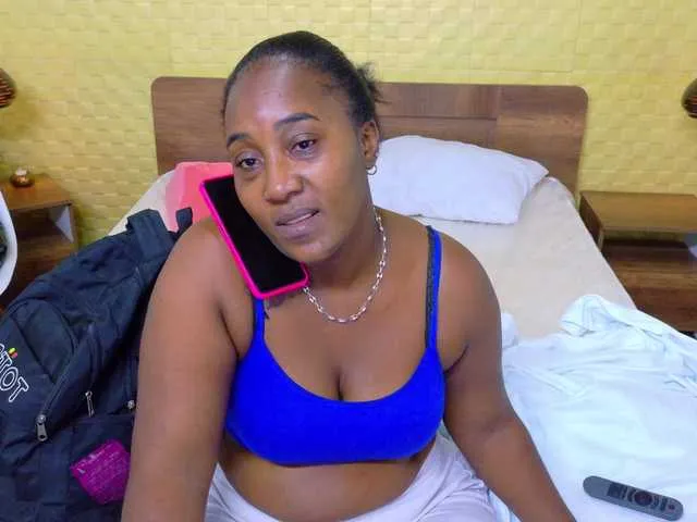 glossybabe_ – webcam model profile photo Image 13
