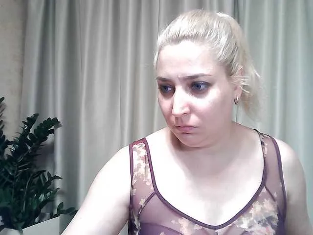 pandorawinspurd3 – webcam model profile photo Image 2