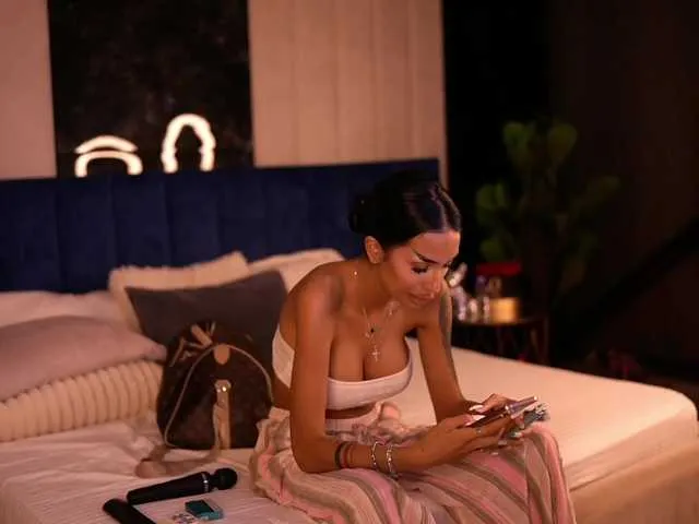 couple_of_fire_ – webcam model profile photo Image 9