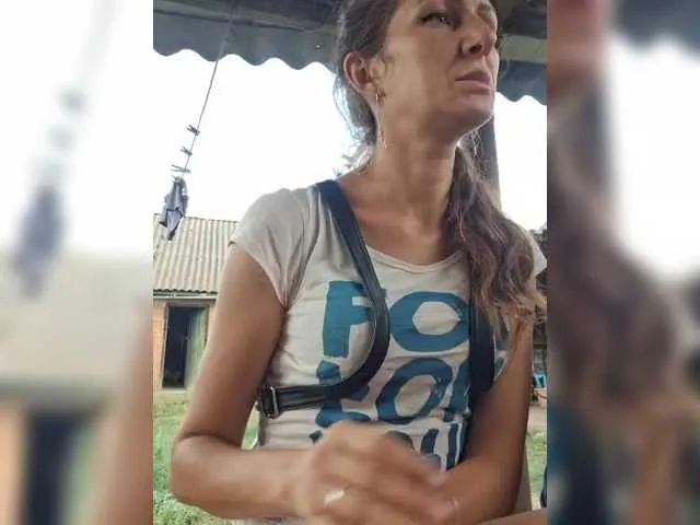 KiraNika – webcam model profile photo Image 19