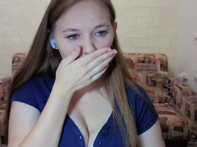 blondefoxsilverfox – webcam model profile photo Image 11