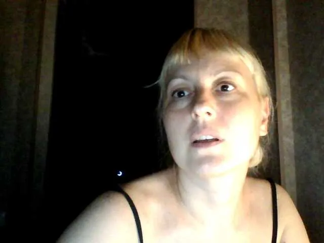 SvParochka – webcam model profile photo Image 12