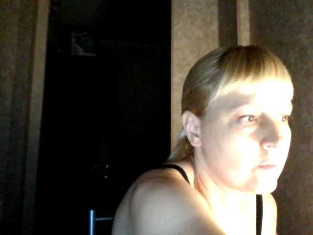 SvParochka – webcam model profile photo Image 15