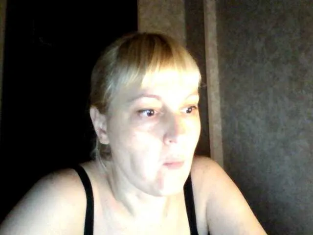 SvParochka – webcam model profile photo Image 16