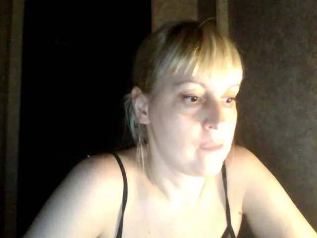 SvParochka – webcam model profile photo Image 18