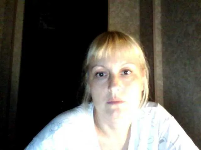 SvParochka – webcam model profile photo Image 8