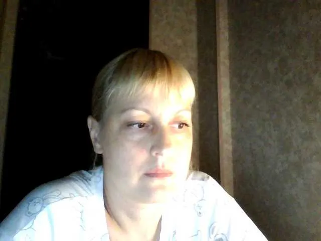 SvParochka – webcam model profile photo Image 9