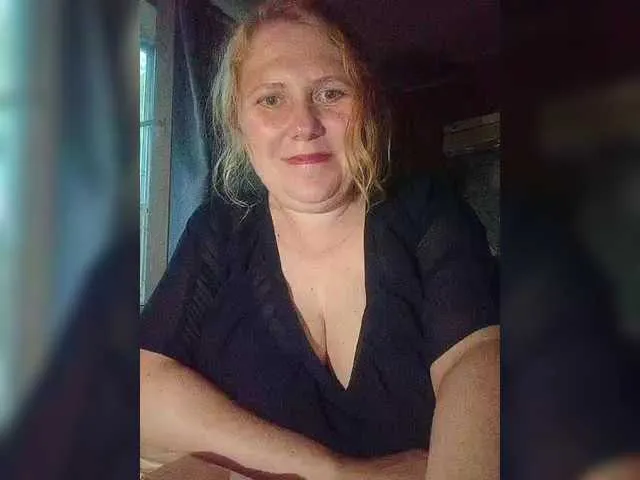 xunybany – webcam model profile photo Image 2