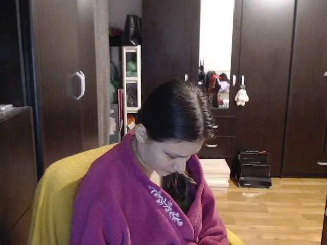 kristineexxx – webcam model profile photo