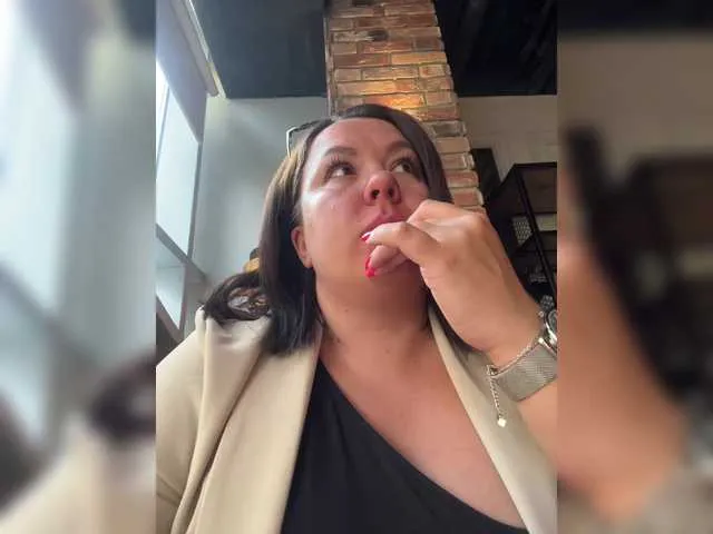 Sonya-reallsugar – webcam model profile photo Image 9