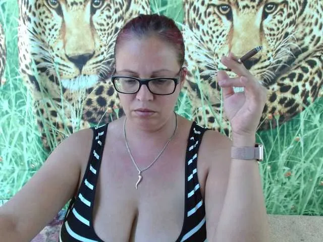 EditaMilf – webcam model profile photo Image 15