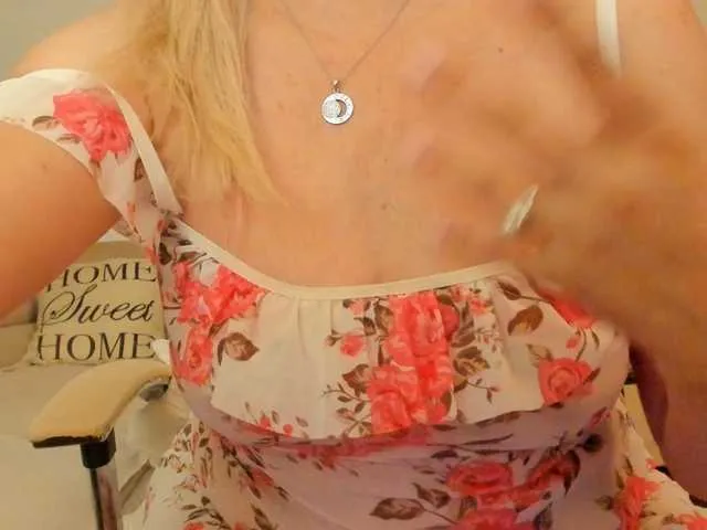 -Miray- – webcam model profile photo Image 16