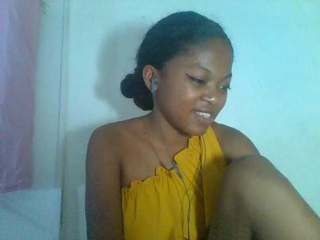 onlygia – webcam model profile photo Image 11