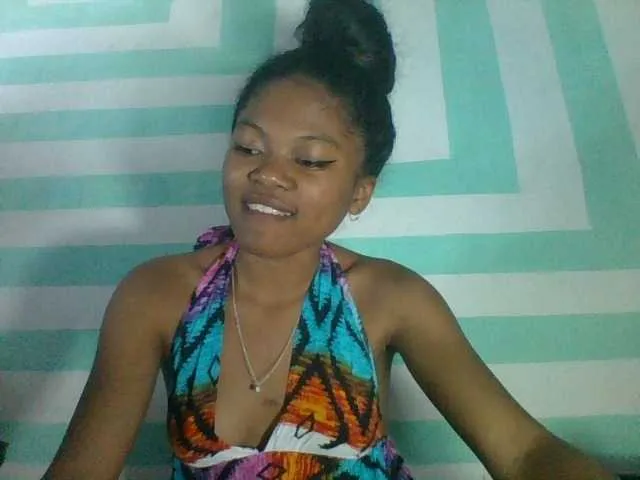 onlygia – webcam model profile photo Image 8