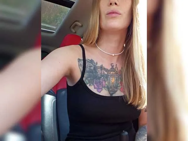 StarKristy – webcam model profile photo Image 11